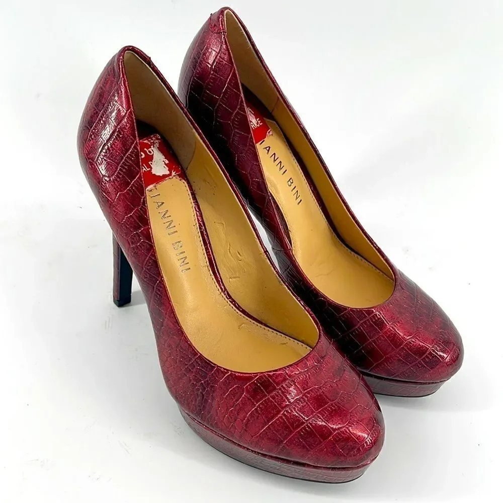 Gianni Bini wine red faux python print metallic platform heel heels shoes NWOT